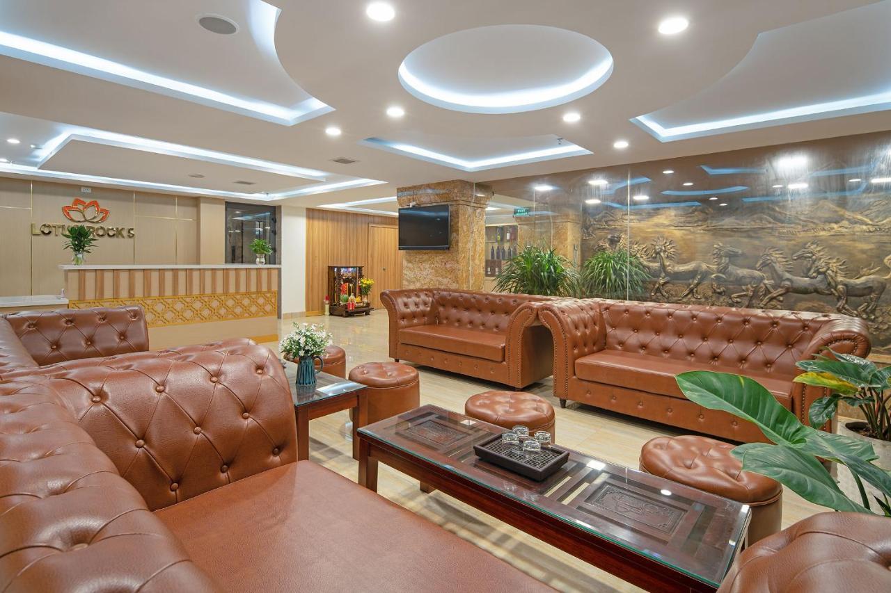 Lotus Rock 05 Hotel Дананг Екстер'єр фото