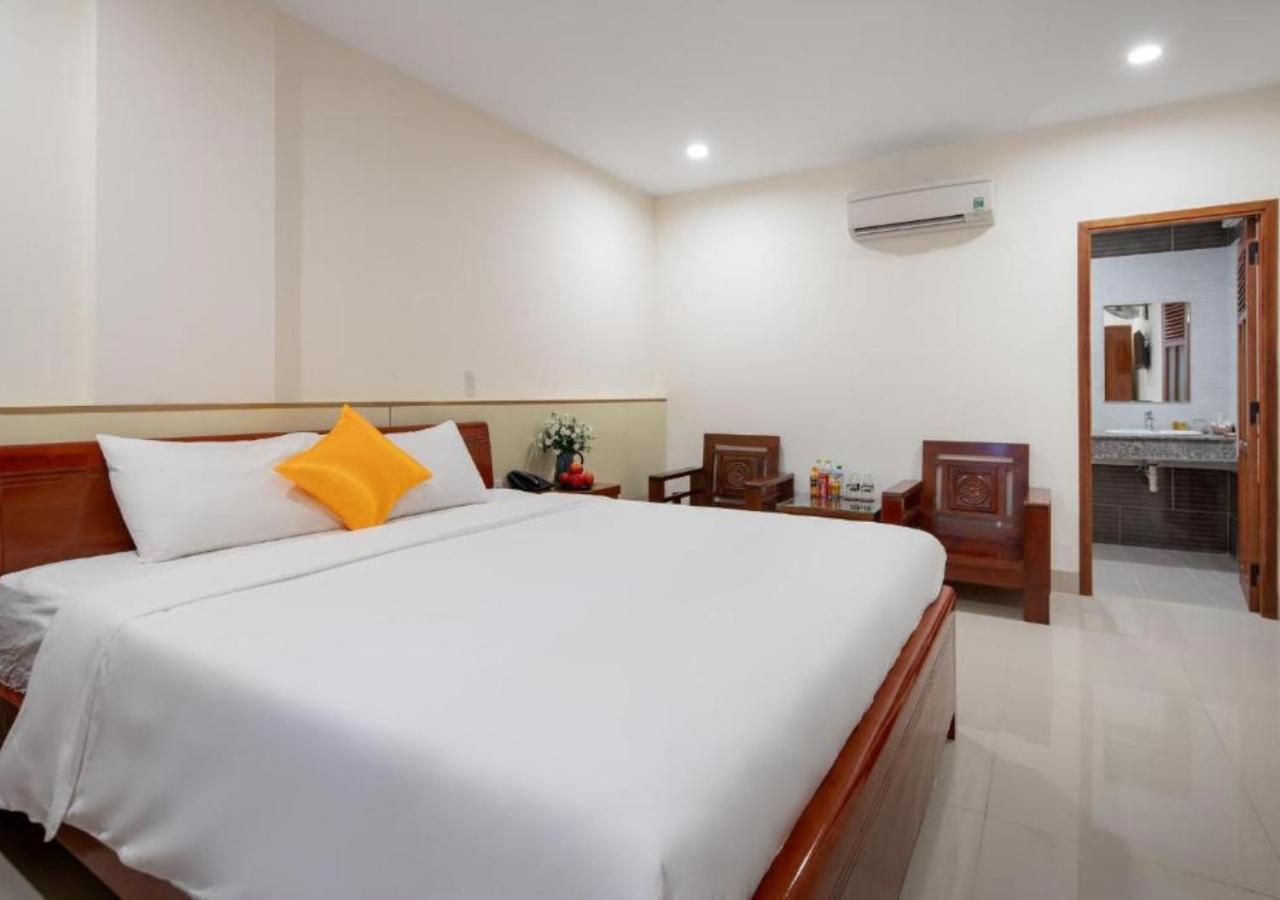Lotus Rock 05 Hotel Дананг Екстер'єр фото